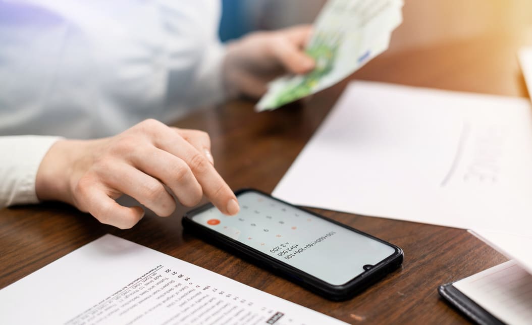 工作未滿7天離職有薪水嗎？合法薪資計算與給付一次看