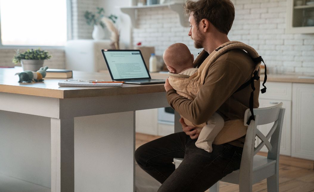 職場新手父母必知!哺乳時間規定與提早下班實務解析