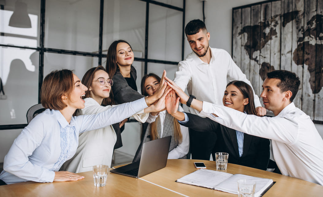 心理安全感是什麼？4 招打破群體迷思，創造高績效團隊