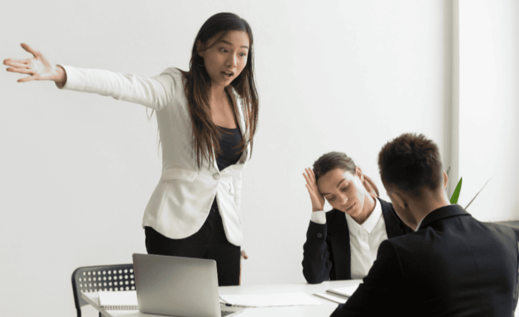 員工能力不足可以減薪降職嗎？解析勞基法原則，避免違法爭議