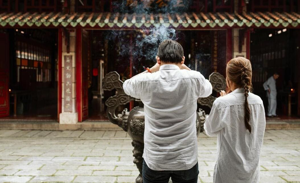 初二十六拜拜要說什麼?拜什麼、怎麼拜、禁忌與供品準備