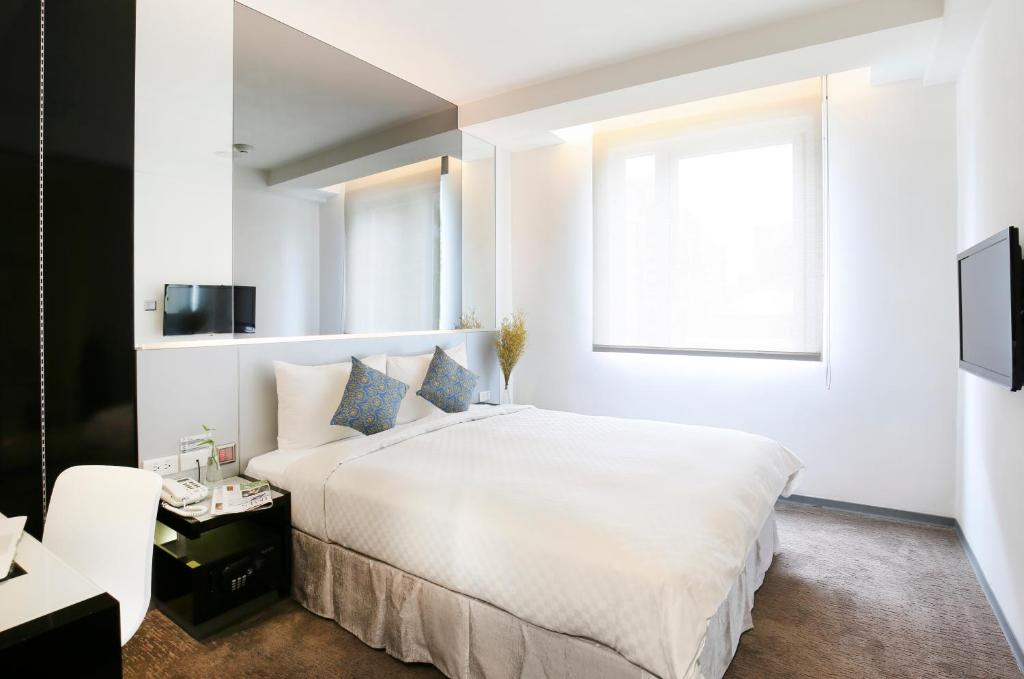 新驛旅店 台中車站店